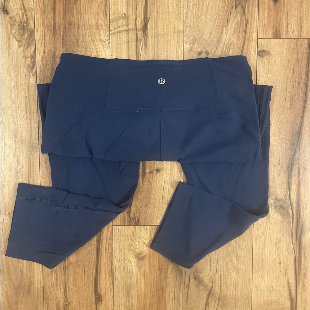 Navy Lululemon yoga pants